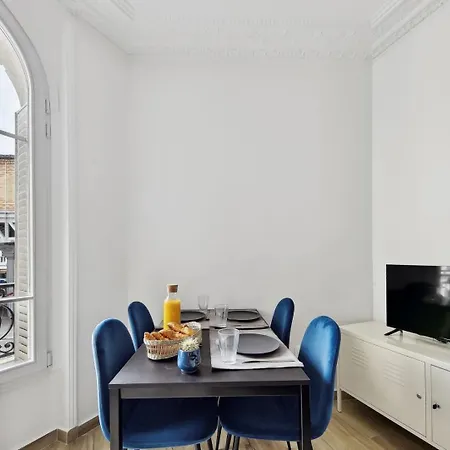 Bnbnook - Spacious 2br Near Eiffel Tower & Seine *